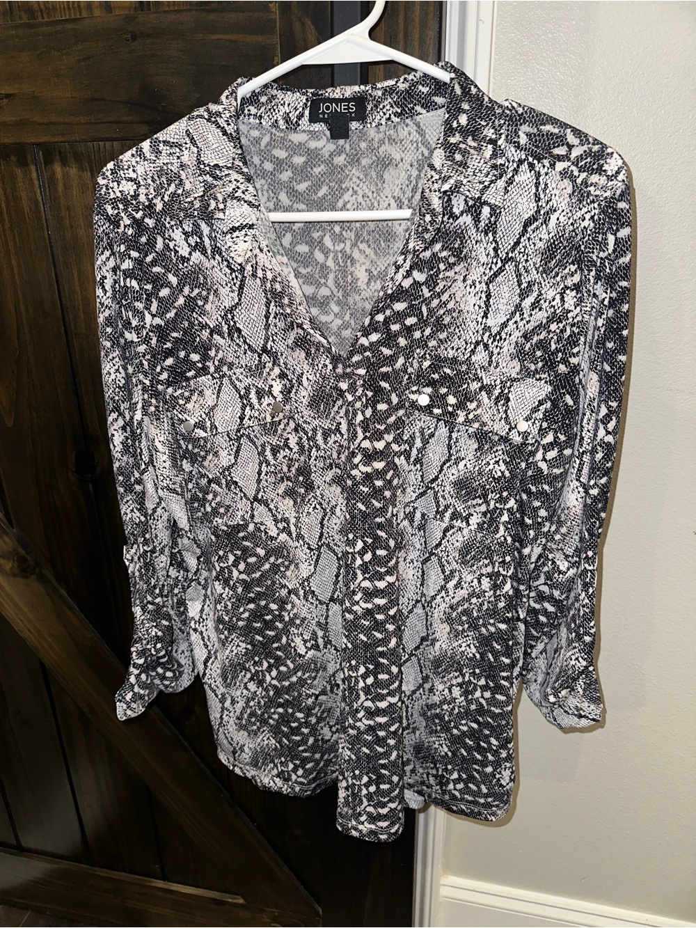 Jones New York Black and White Snakeskin Button-Down Shirt